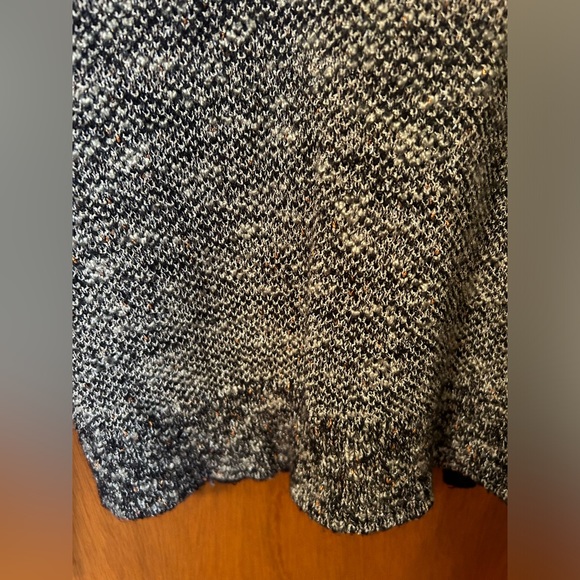 Knit long sleeve women’s pullover - Picture 2 of 6